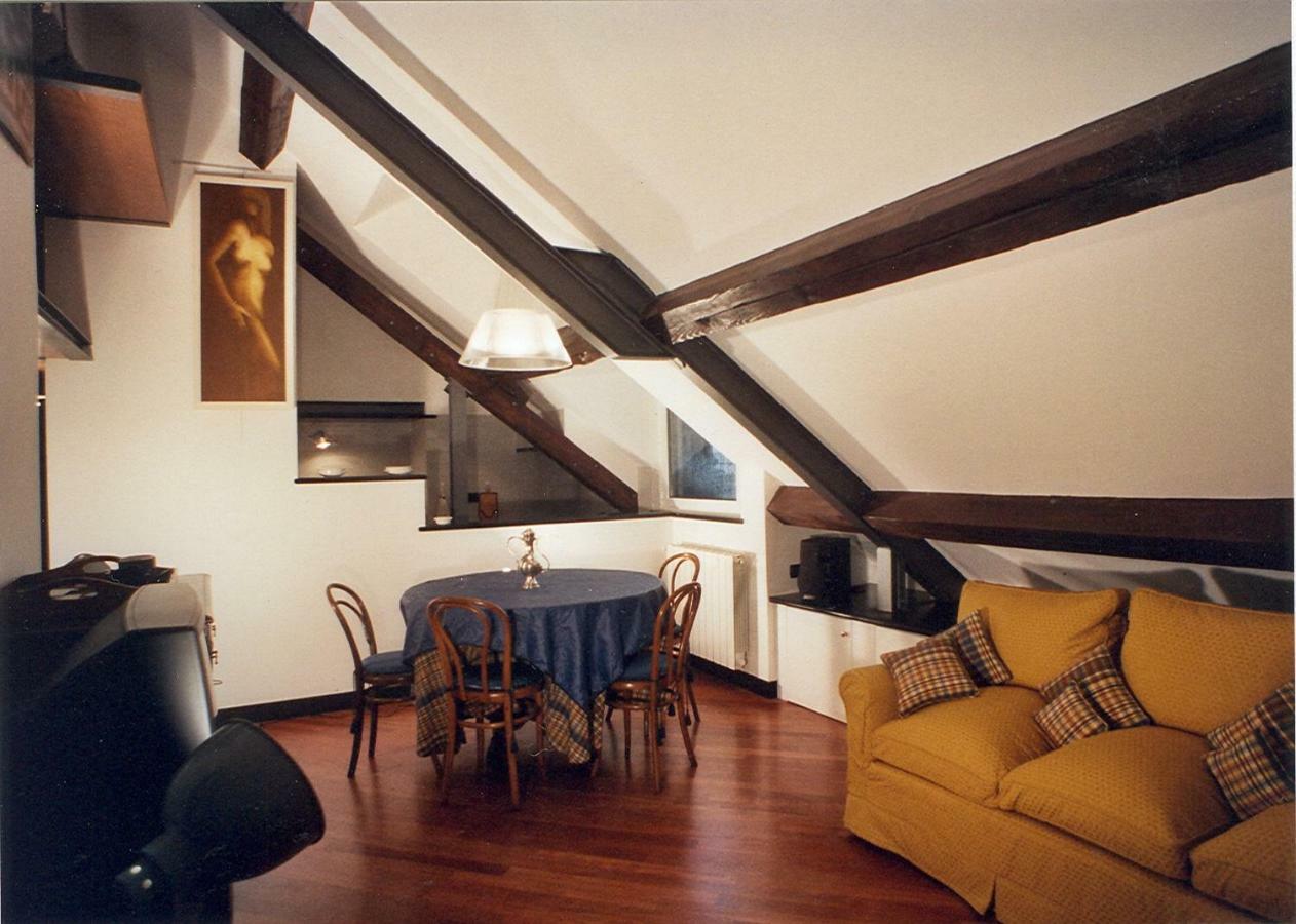 Loft Fronte Cattedrale Leilighet Genova Eksteriør bilde